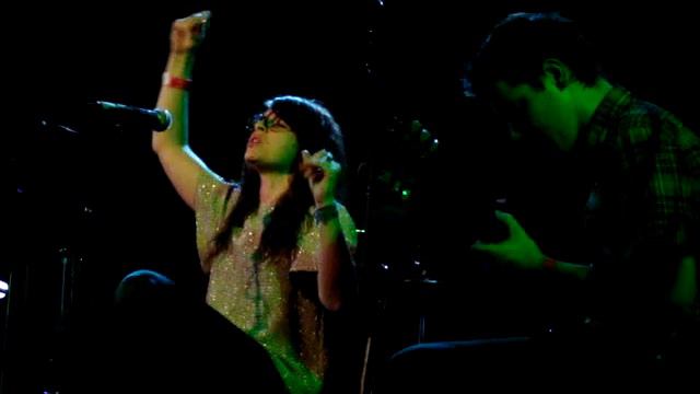 Jesca Hoop - Out The Back Door - Live at The Roxy смотреть онлайн