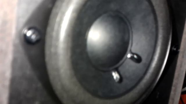 Logitech X-240 Speaker System #3 смотреть онлайн