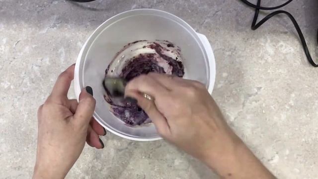 Творожный десерт с черникой. смотреть онлайн