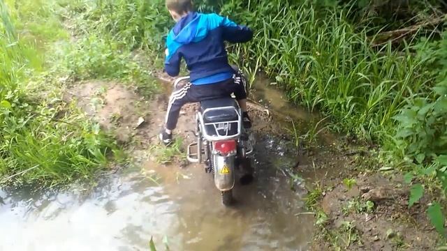 Альфа Рейсер Эндуро Спорт смотреть онлайн