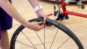 Как правильно заменить камеру на шоссейном велосипеде