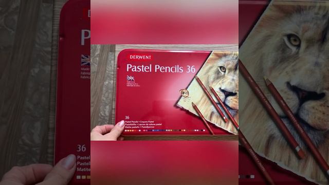 "Натюрморт с кувшинами" - работа пастелью. Художник Татьяна Устьянцева. смотреть онлайн