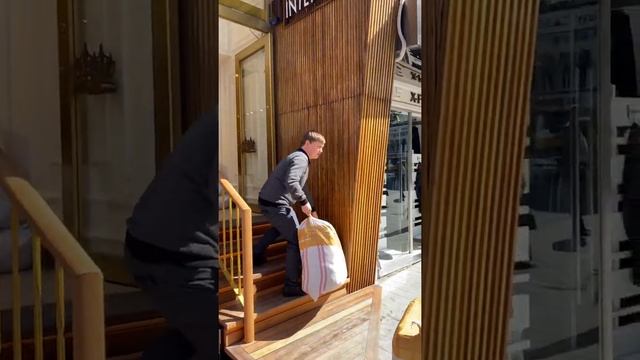 Рынок Лалели оптом #Лалели #Оптом #рынок смотреть онлайн