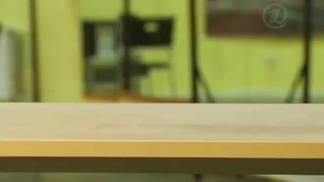 Учимся ходить на каблуках. смотреть онлайн