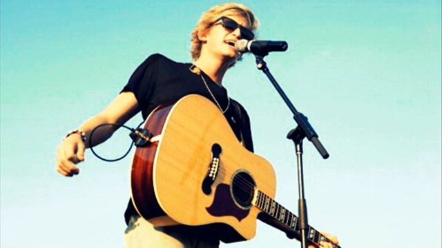 Cody Simpson - Guitar Cry (HQ) смотреть онлайн
