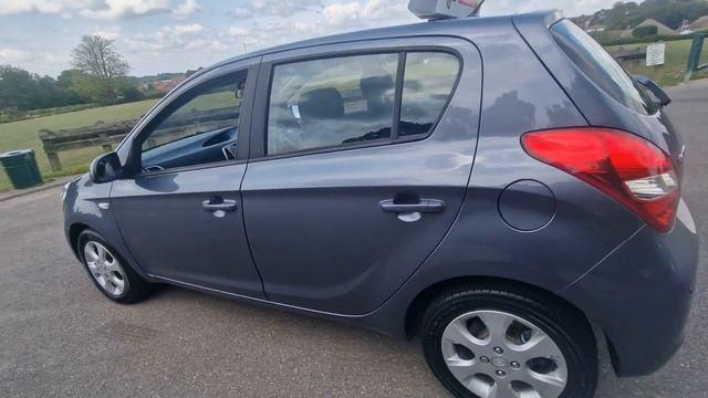 2010 Hyundai i20 1.4 Comfort 5dr +++AUTOMATIC+++ смотреть онлайн