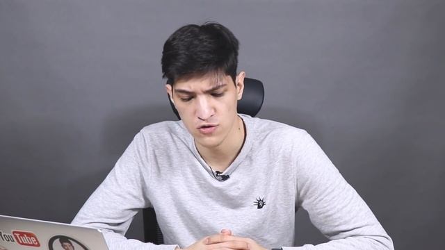 Стоит ли покупать силиконовый чехол от Apple? смотреть онлайн
