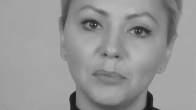 Улыбка все реже (читает Мария Французова) смотреть онлайн