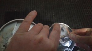 Фары приора. Аналог Бош против оригинала. Торцевой колпачок лампы