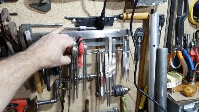 Мастерская за шкафом.