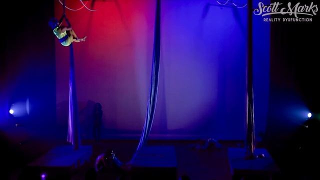 React: Quiet on Set! - Saturday - Silks - Inside Out - Ceci, Lili, Jeannie, Isabelle & Rani смотреть онлайн