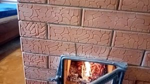 НЕБОЛЬШАЯ ПОДОВАЯ ПЕЧЬ В ДАЧНОМ ДОМИКЕ