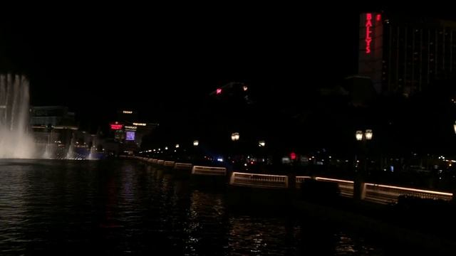 Поющие фонтаны Беладжио в Лас Вегасе смотреть онлайн