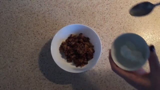 Рецепт горячей закуски: фаршированные грибы (шампиньоны) запечённые в духовке с сыром смотреть онлайн