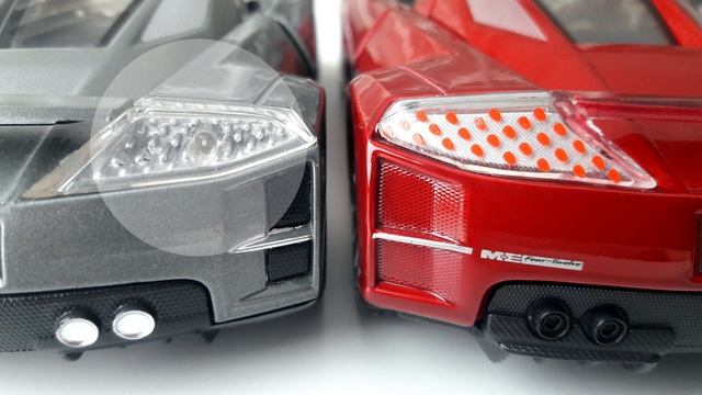 MOTORMAX Vs MAISTO (Chrysler ME Four-Twelve)