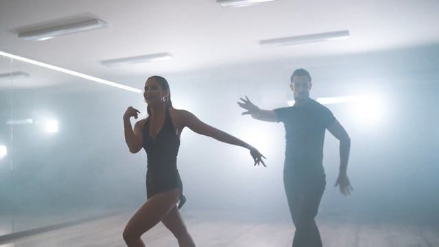 Beggin' - Roger & Arismel -  ChaChaCha