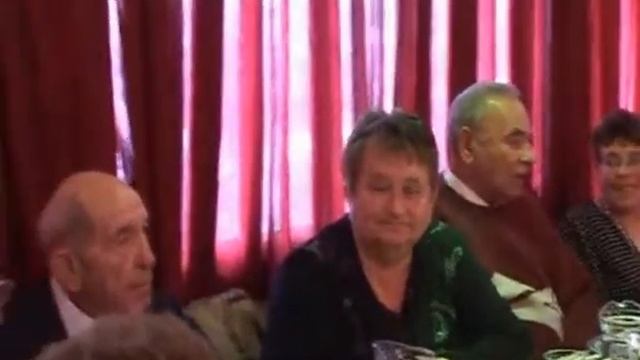 «Хорошо сидим», музыка Алекса Ческиса, стихи Виктора Гина, поёт Алекс Ческис смотреть онлайн