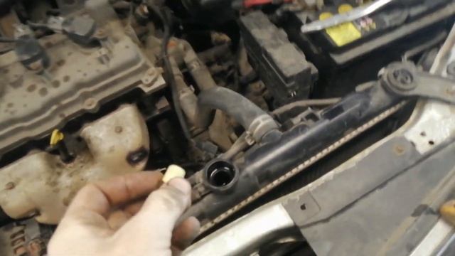 Замена антифриза на Ниссан Альмера Классик 2007г