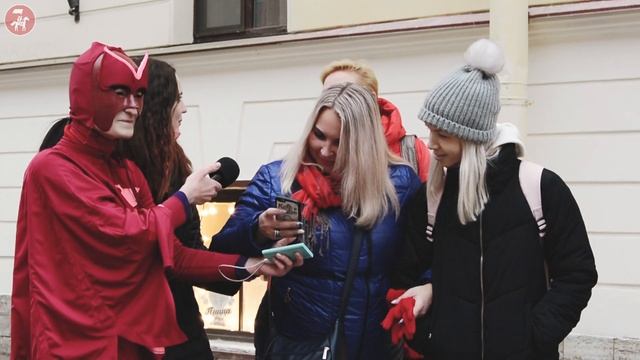 Какой подарок хотят получить женщины на 8 Марта смотреть онлайн