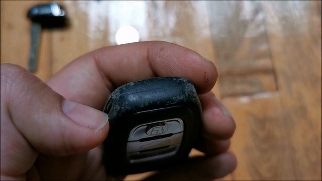 Audi A4 B8 - How to super clean your key or replace the case