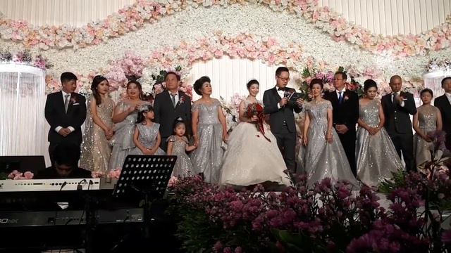 Ricky Lee NgeHost bareng Rebecca Zeller di Wedding of Iskandar & Sally смотреть онлайн