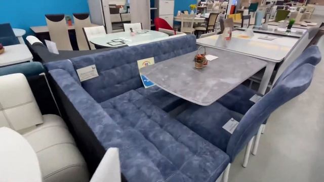 Магазин обеденных столов, стульев и кухонных уголков на 2 этаже в «Домашнем очаге» . смотреть онлайн