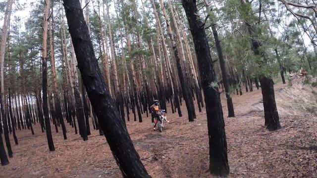 В Эндуро сезон не заканчивается или как мы проводим выходные. Enduro winter 2022/ смотреть онлайн