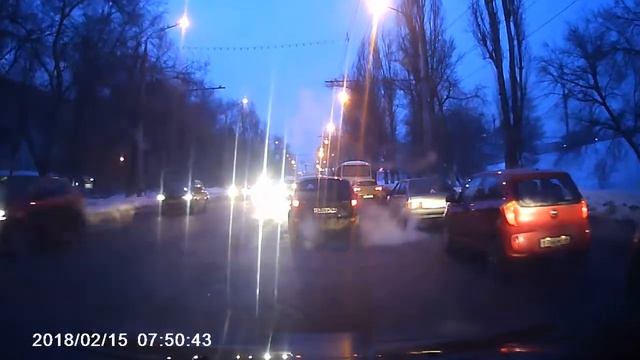 Задел зеркало и уехал смотреть онлайн