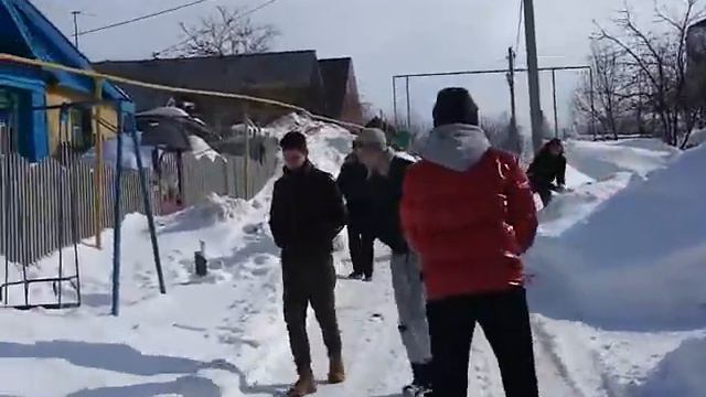 Перестрелка на районе смотреть онлайн