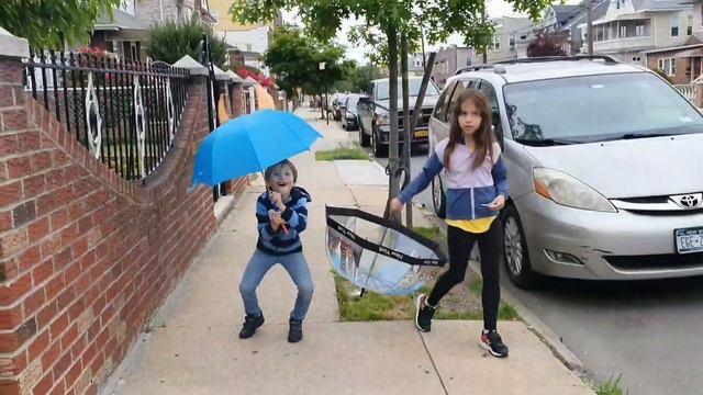 Прогулка. Brooklyn, июнь 2022 смотреть онлайн