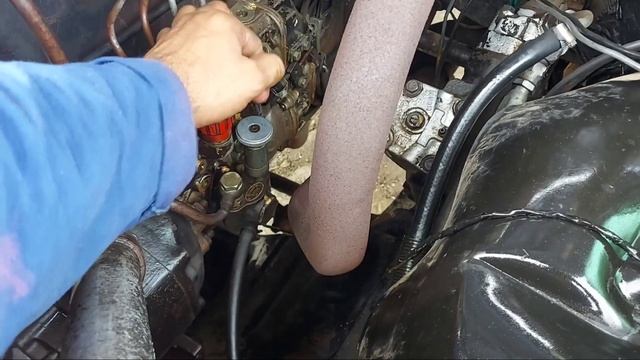 como tirar a entrada de AR de combustivel de bomba injetora смотреть онлайн