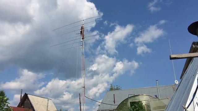 Подъем и монтаж КВ антенны у R9OV смотреть онлайн
