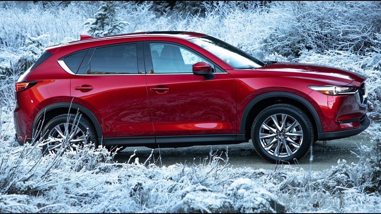 Mazda CX-5 Signature 2019 года - вождение по снегу, дизайн и интерьер. смотреть онлайн