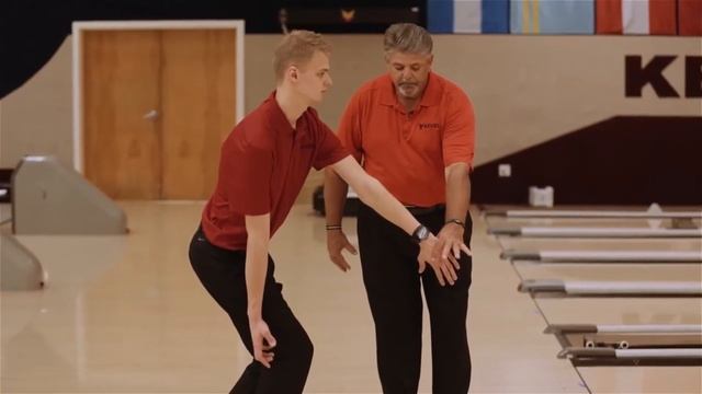 Урок 4. СВИНГ И СЛАЙД В БОУЛИНГЕ. Упражнение на мах и скольжение смотреть онлайн