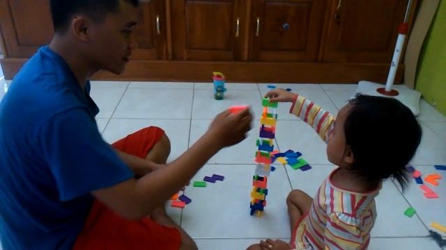Playing Domino Rally Puzzle Block (suka suka naya) смотреть онлайн