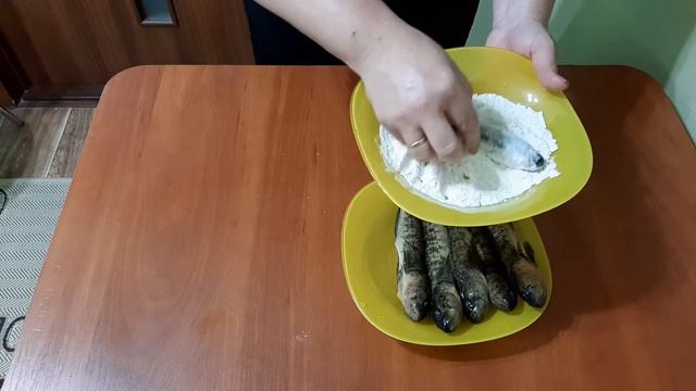 Одесские бычки. Рыбка №1 на Привозе. О наших бычках пишут книги. Жаренные бычки. смотреть онлайн