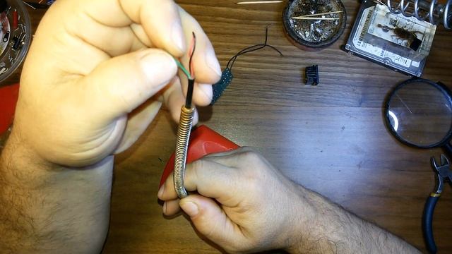 Делаем микроскоп из вебки , завершение , штатив и подсветка смотреть онлайн