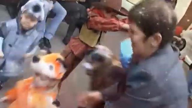 Новогодний утренник смотреть онлайн