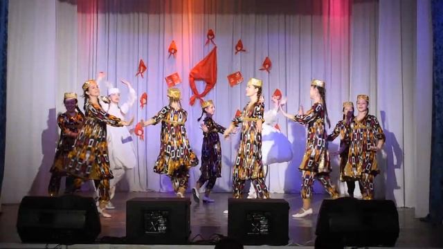 КАРУСЕЛЬКА "узбекский танец" смотреть онлайн