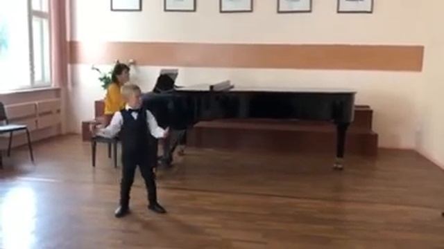 "Если бы парни всей земли", исполняет Аверьянов Артём, 7 лет смотреть онлайн