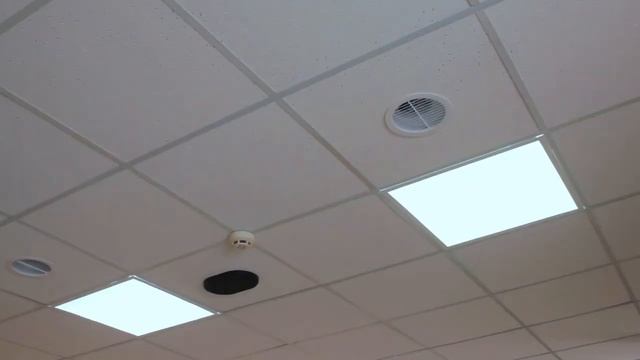 Ремонт в Горловском городском театре кукол смотреть онлайн