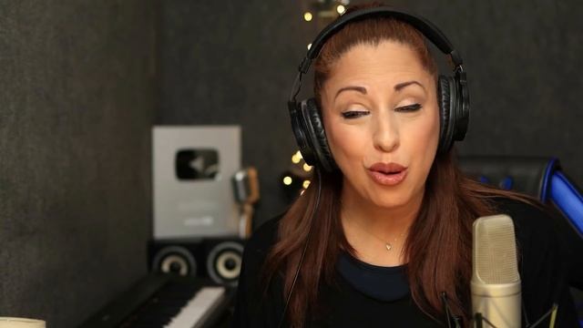 HA-ASH | LO APRENDÍ DE TI | Vocal coach REACTION & ANALYSIS смотреть онлайн
