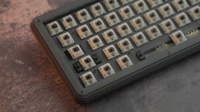 Thockiest Keyboard Build Ever? Stellar65 + Stellar12 Hotswap Review! w/ Nixies, Staebies V2 смотреть онлайн