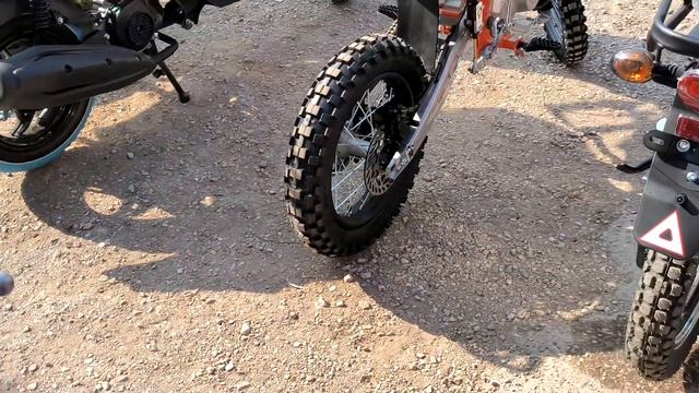 Yamaha Jog SA24J Basic Jog (BJ) Полностью подготовленный скутер для передвижения в Крыму ? смотреть онлайн