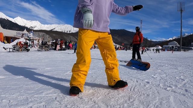 КАК ПРАВИЛЬНО ПОВОРАЧИВАТЬ НА СНОУБОРДЕ! КАК КАТАТЬСЯ НА СНОУБОРДЕ смотреть онлайн