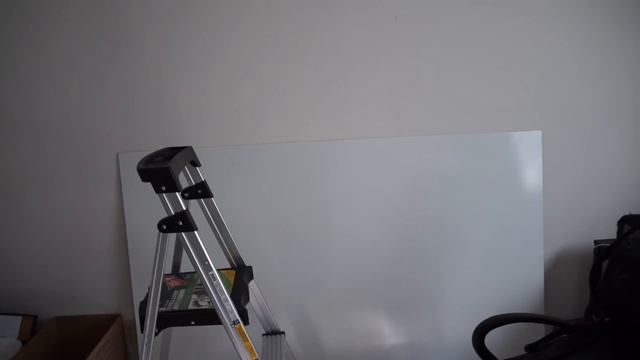 HUGE Wall Sized Whiteboard (Dry Erase) for under 15 Bucks!! DIY смотреть онлайн