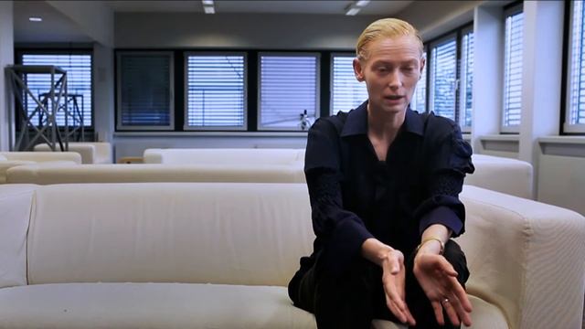 Tilda Swinton on 'Eve' - Only Lovers Left Alive смотреть онлайн