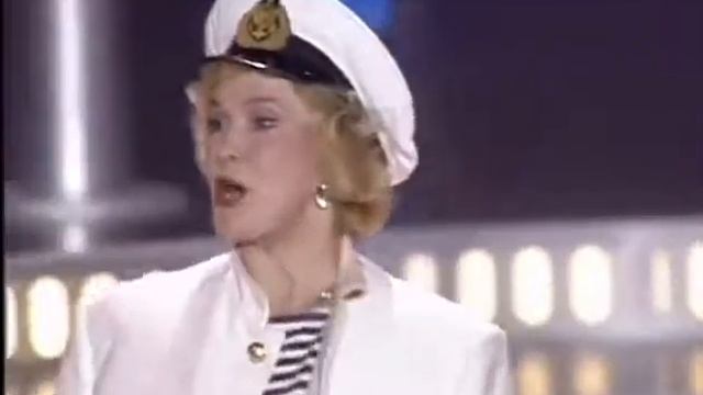 Волга, Волга река Екатерина Шаврина Песня 98 ОРТ, 17 Мая 1998 смотреть онлайн