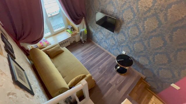 Доходный дом в Петербурге! видео обзор разделенной квартиры в самом центре города!