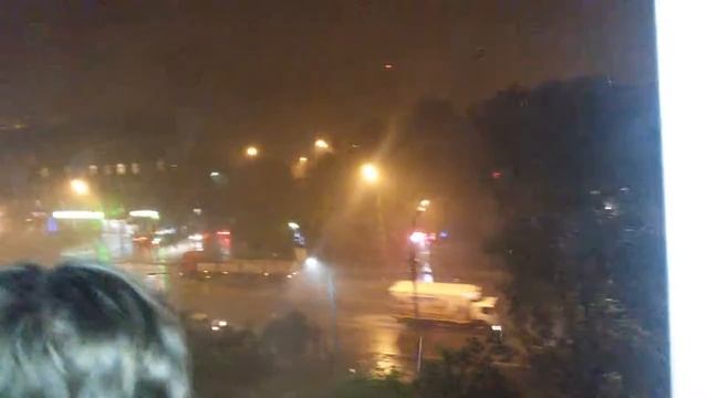 Гром и молния, ветер, ураган. смотреть онлайн